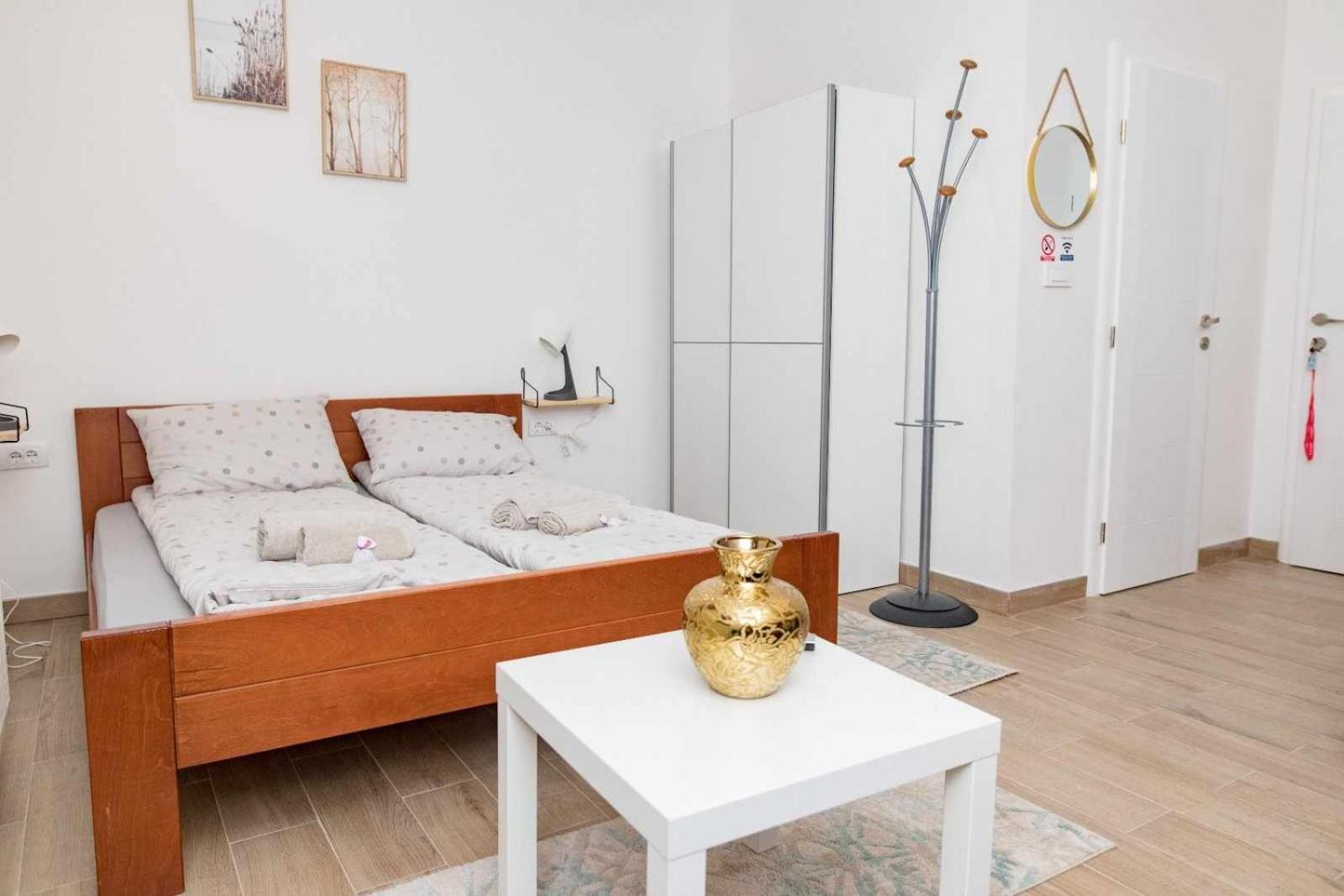 Apartment Charm